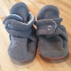 Zutano baby booties